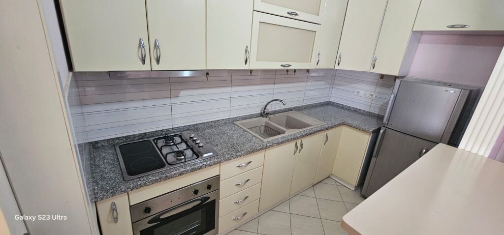 Apartament 2+1 për qira – Lagjja 16