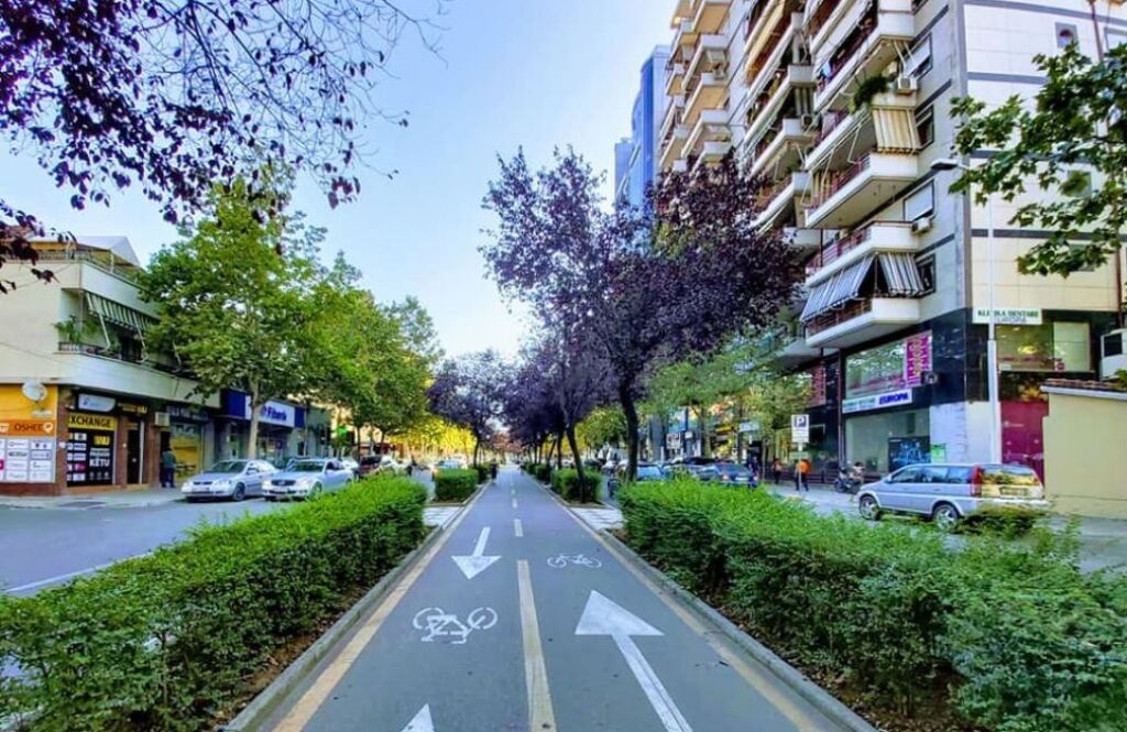 OFFICE SPACE FOR RENT, KAVAJES STREET