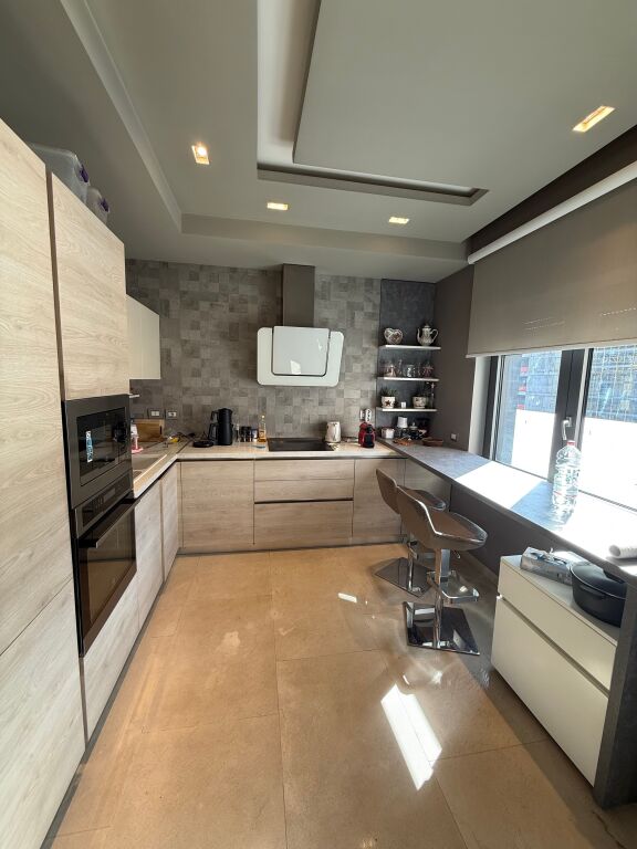At Ring Center, a Furnished 2+1 Apartment for Rent!