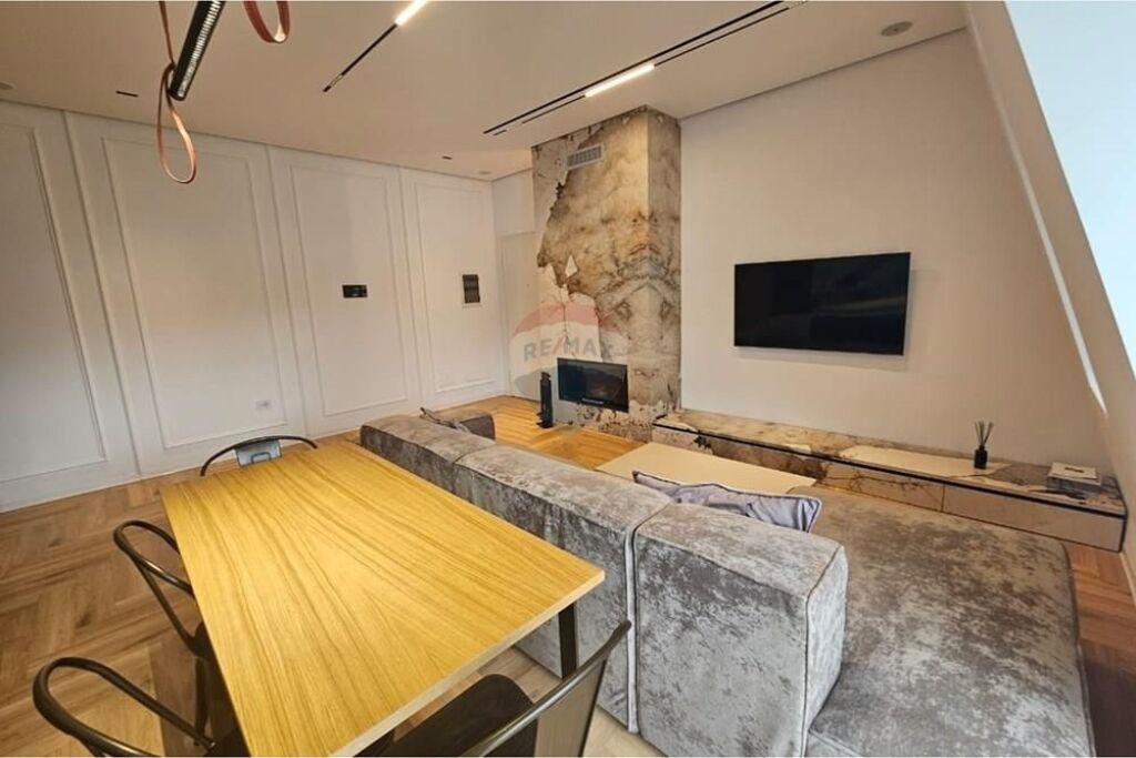 SUPER APARTAMENT 2+1 PER QIRA TEK JOY RESIDENCE, PRANE TEG-U