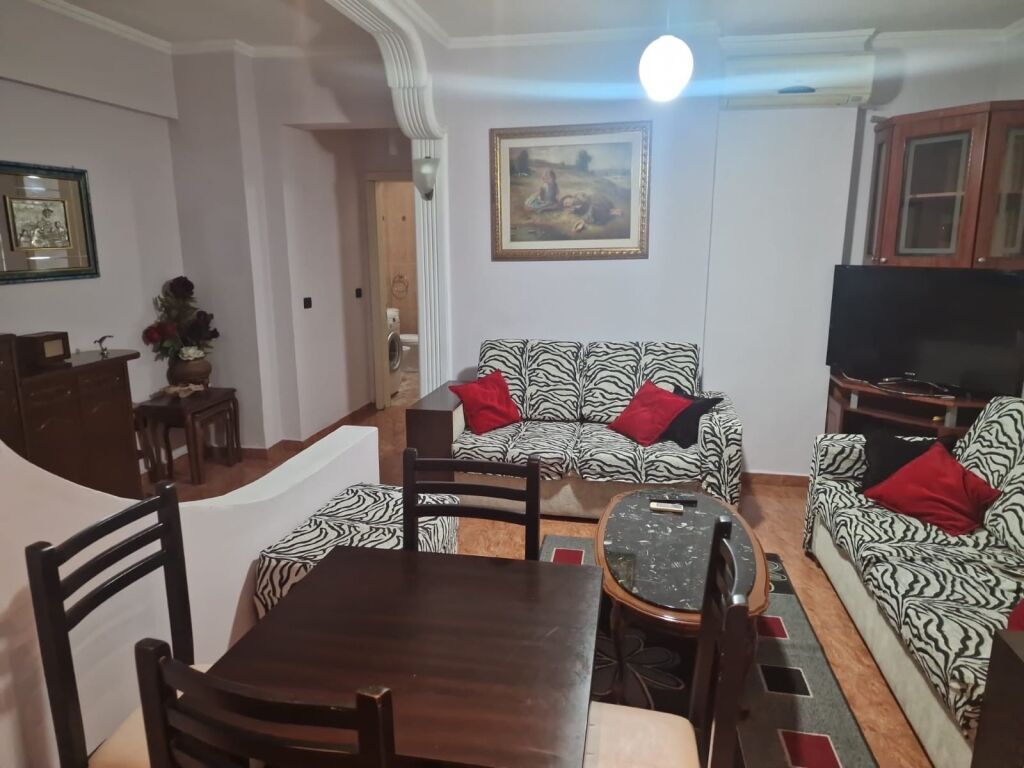 2+1,furnished Dritan Hoxha street, Laprake, 500 euros