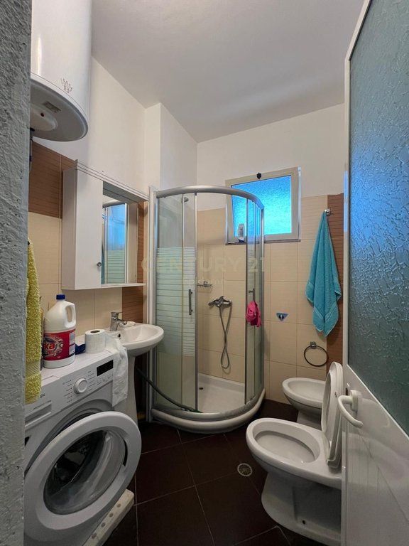 SHITET APARTAMENT TEK SHKEMBI I KAVAJES 1+1