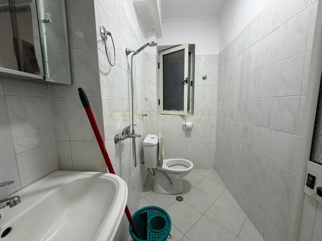 UNITED SCHOOL, WE SELL APARTMENT 1+1 !