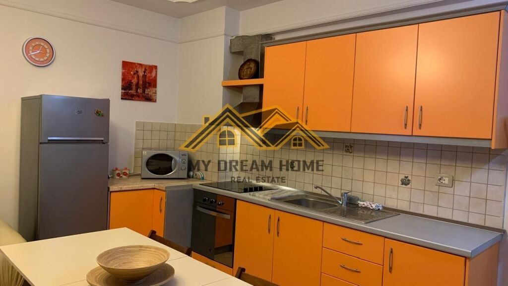SHITET APARTAMENT 1+1 PRANE GRANDE BLUE FAFA!