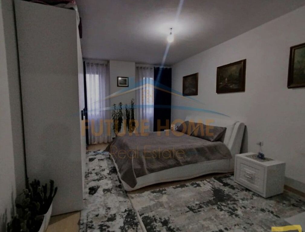 Shitet, Apartament 1+1, Kamez