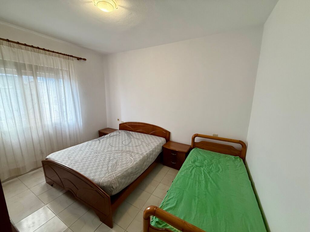 📣 QERA Apartament 1+1 Me Kuzhine Me Vete 📍 Prane Institutit Te Higjenes, Ambasada Amerikane 🛣️ Rruga "Qamil Guranjaku" ✨