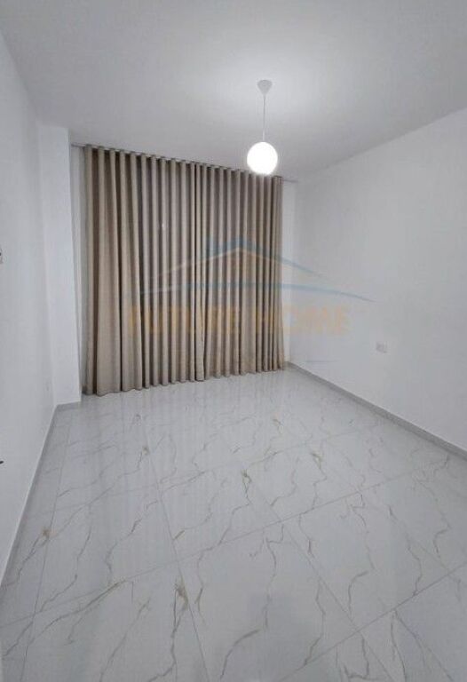Rent, Apartment 2+1+2, Ali Demi, Tirana.