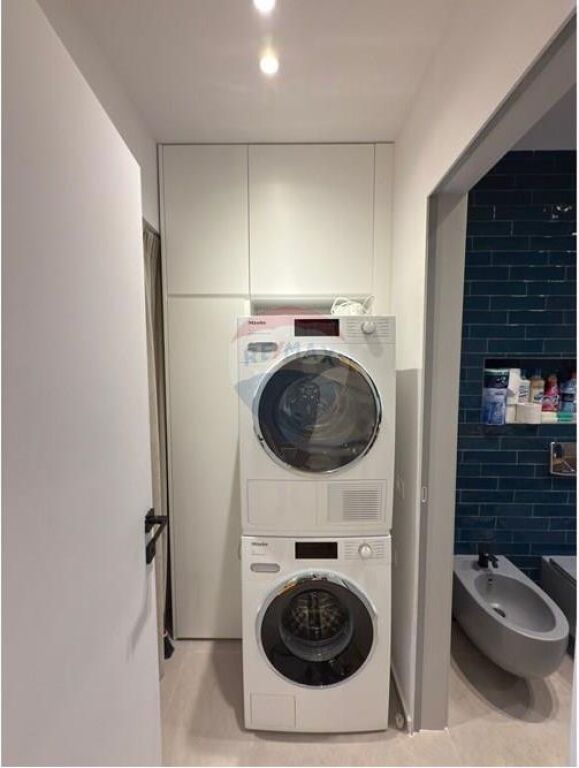 Vilë te Kompleksi Kolombo për qira