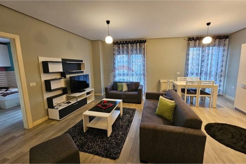 Apartment 2+1 for rent at Kavaja Street