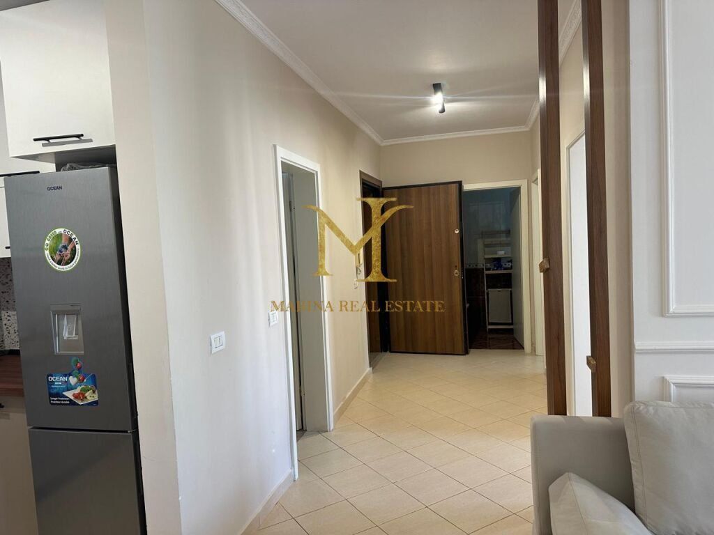 APARTAMENT 2+1 ME QERA , PLAZH HEKURUDHA !