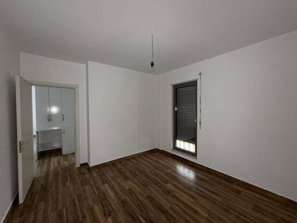 Apartament 1+1 per qira tek Tower Bridge tek Oxhaku.