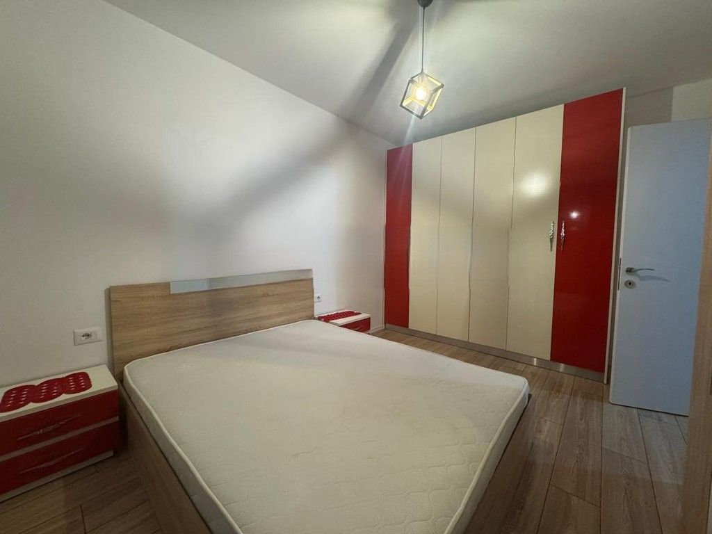 JEPET ME QIRA APARTAMENT 1+1 TE KOMPLEKSI ZIRKON 500 € /Muaj