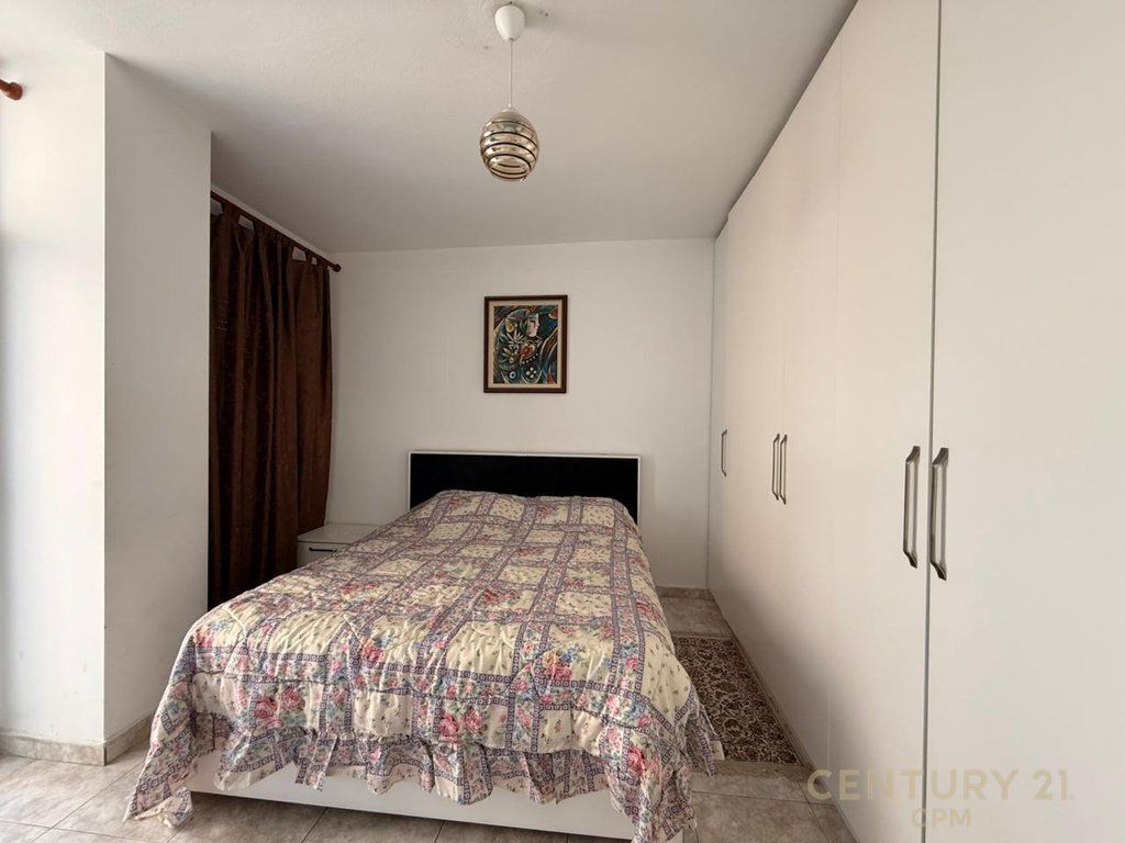 Apartament 1+1 Me Qira tek Komuna e Parisit