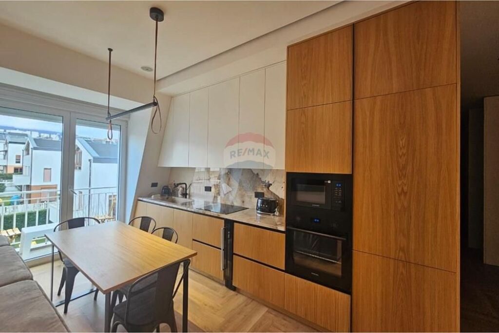 SUPER APARTAMENT 2+1 PER QIRA TEK JOY RESIDENCE, PRANE TEG-U