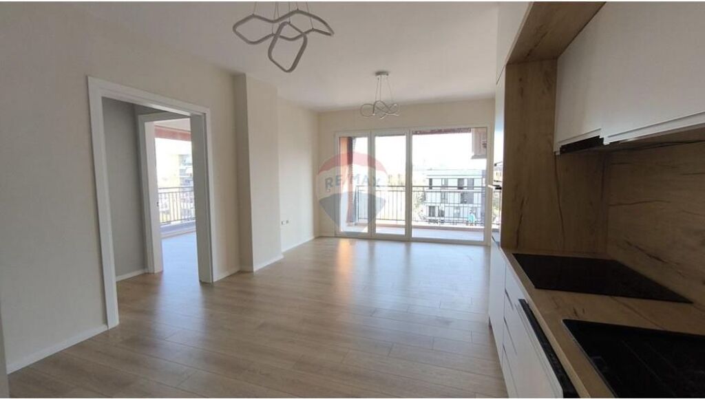 Apartament - Për Qira - Ish Fusha e Aviacionit, Tiranë