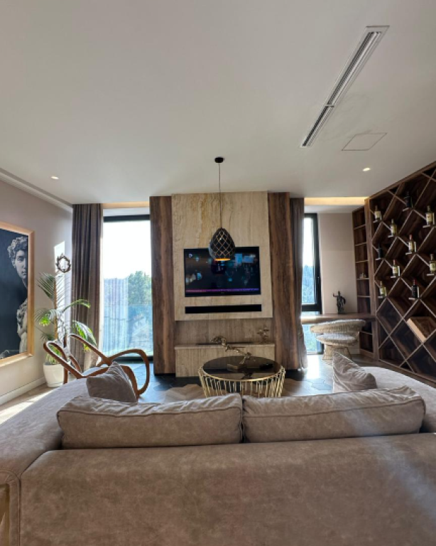 💎 Shitet Apartament Luksoz 1+1 + Post Parkimi   