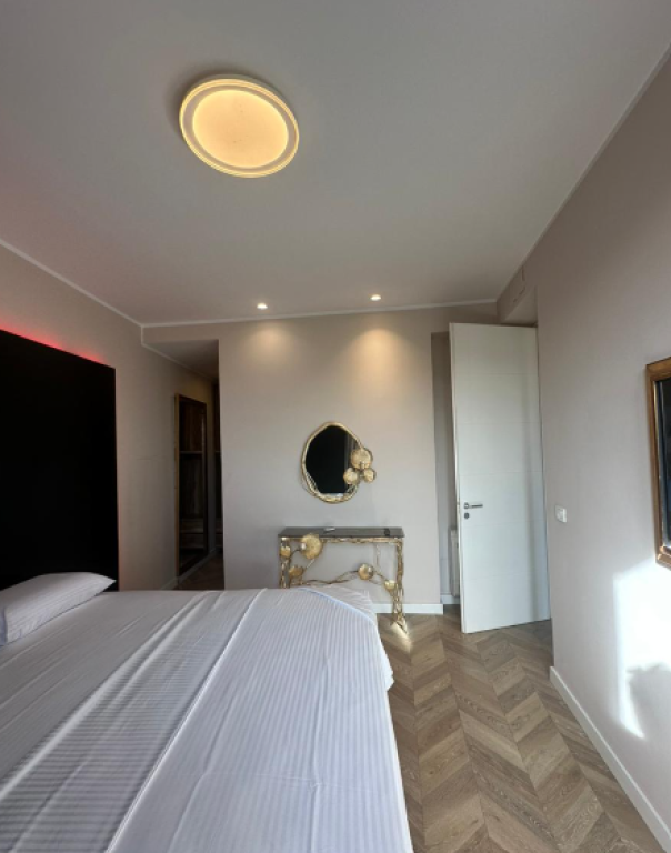 💎 Shitet Apartament Luksoz 1+1 + Post Parkimi   