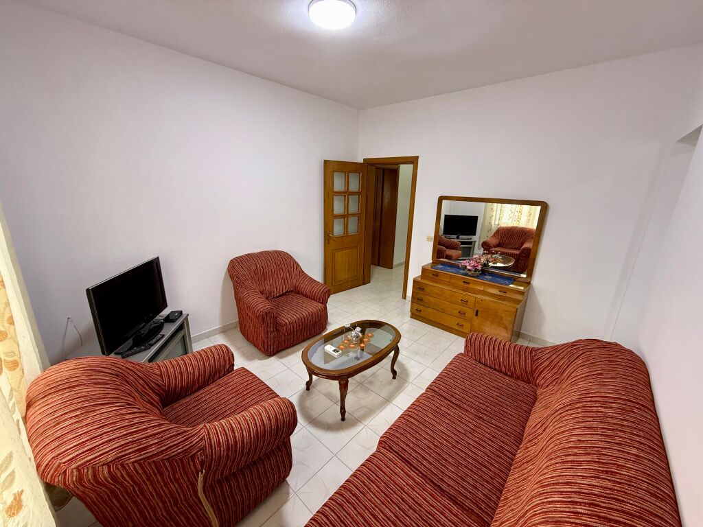 📣 QERA Apartament 1+1 Me Kuzhine Me Vete 📍 Prane Institutit Te Higjenes, Ambasada Amerikane 🛣️ Rruga "Qamil Guranjaku" ✨