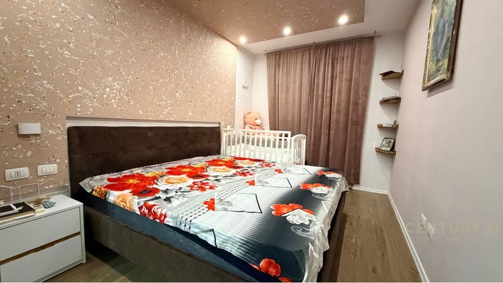 APARTAMENT 2+1+2 ME QIRA TEK FIORI DI BOSCO