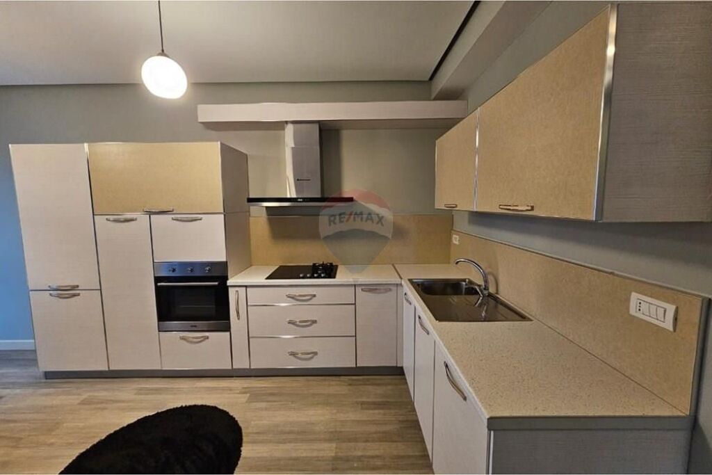 Apartment 2+1 for rent at Kavaja Street