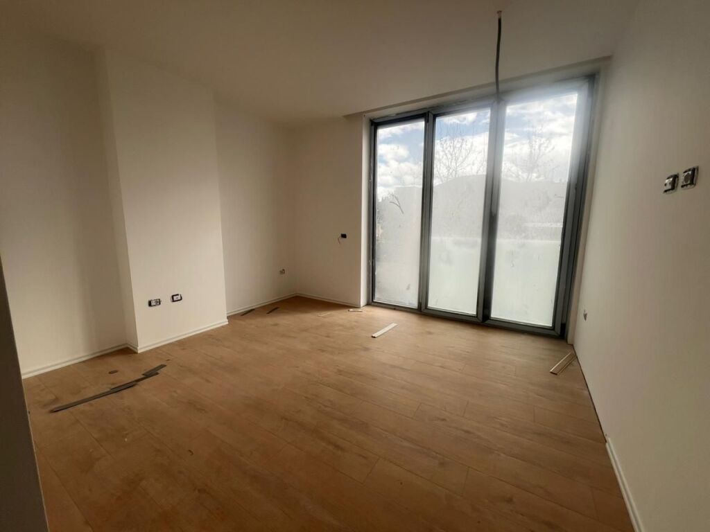 Premises for rent for Clinic, Golden Gate