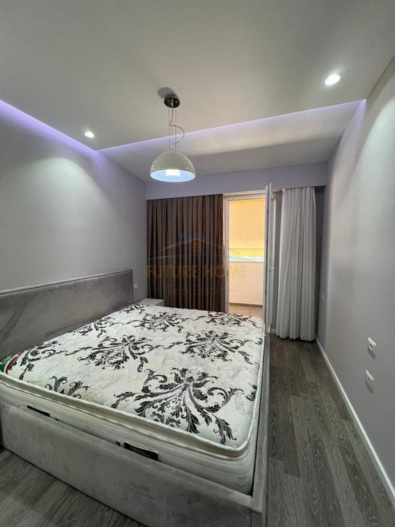 Qera, Apartament 3+1+2 +POST PARKIMI, Rruga Bill Klinton, Tirane