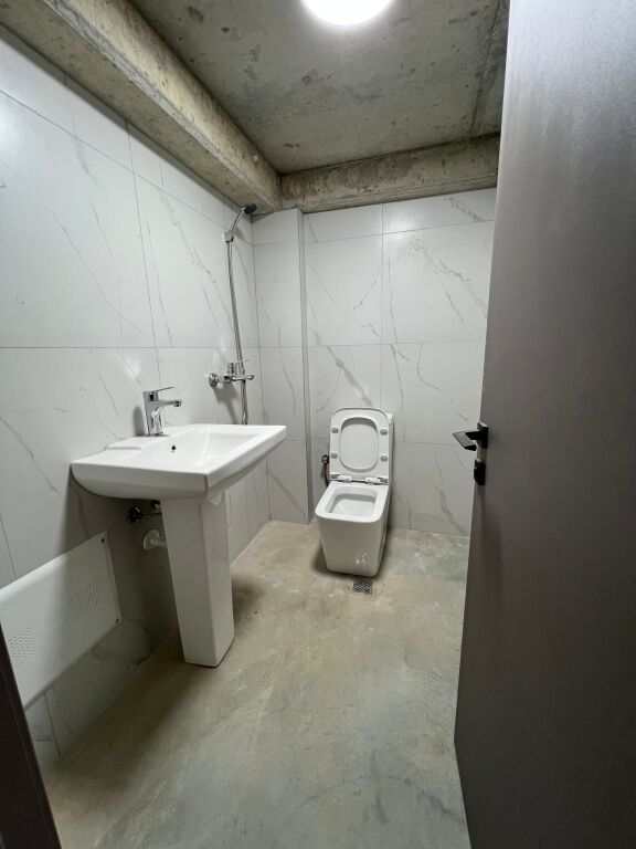 Locale commerciale, Teg, Lunder (affitto)