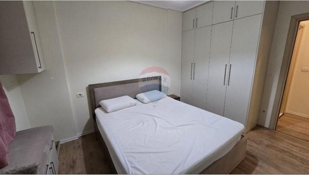 Apartament 1+1 per qira tek Liqeni i Thate