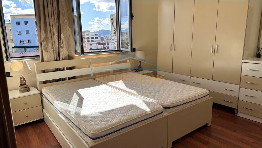 Affitto, Appartamento 1+1, Nuovo Mercato, Tirana.