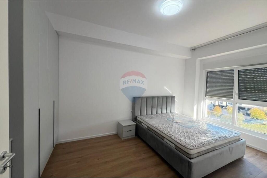 Apartment - For Rent - Mangalem Complex, Tirana 450 €