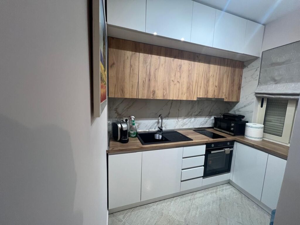 🏖 Jepet me qira super apartament – Shkëmbi i Kavajës Mundësi shumë e mirë për Booking / Airbnb