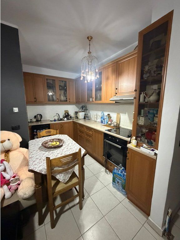 Japim me qira apartament 1+1 tek fusha e aviacionit!