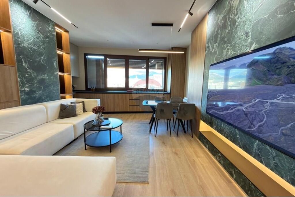Apartament 2+1 me qira Rr.Barrikadave