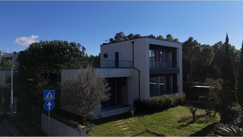 VALA MAR RESIDENCE, INDIVIDUAL VILLA FOR SALE   1,200,000 €