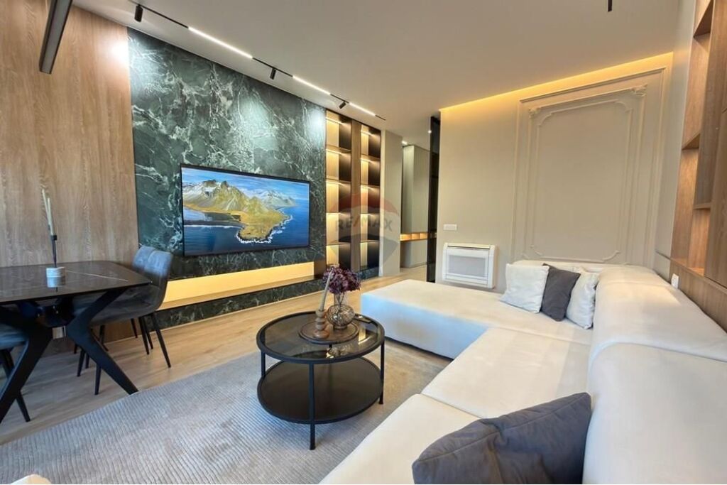 Apartament 2+1 me qira Rr.Barrikadave