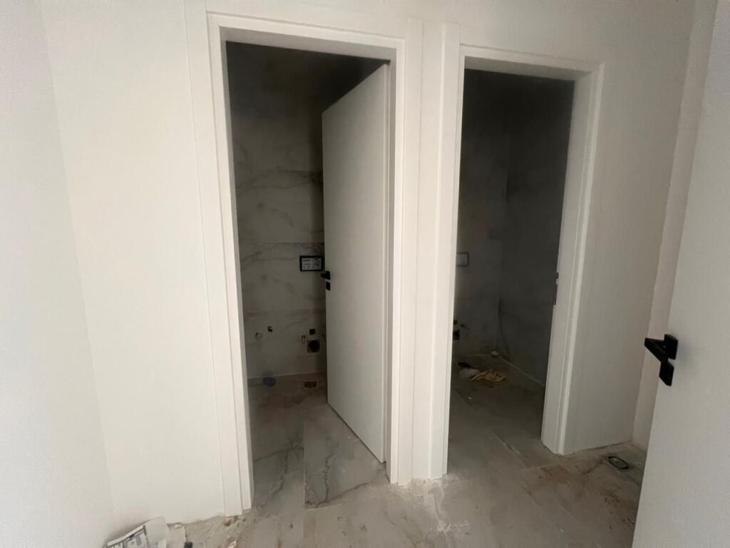 Premises for rent for Clinic, Golden Gate