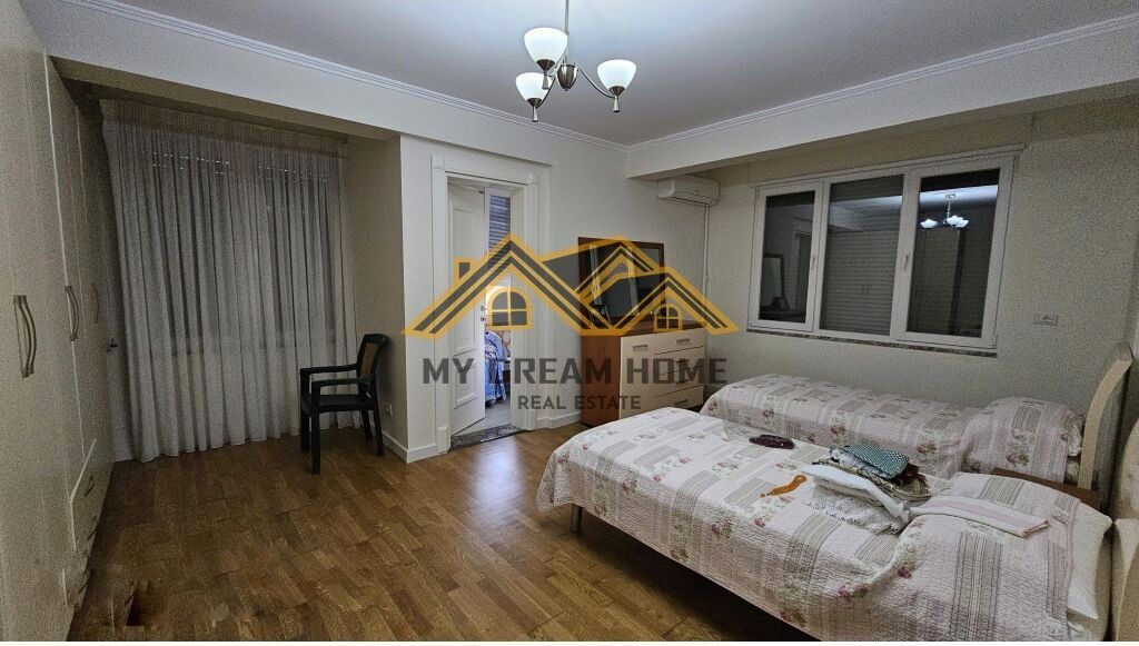 SHESIM SUPER APARTAMENT TE MALI I ROBIT, VIJË E PARË !