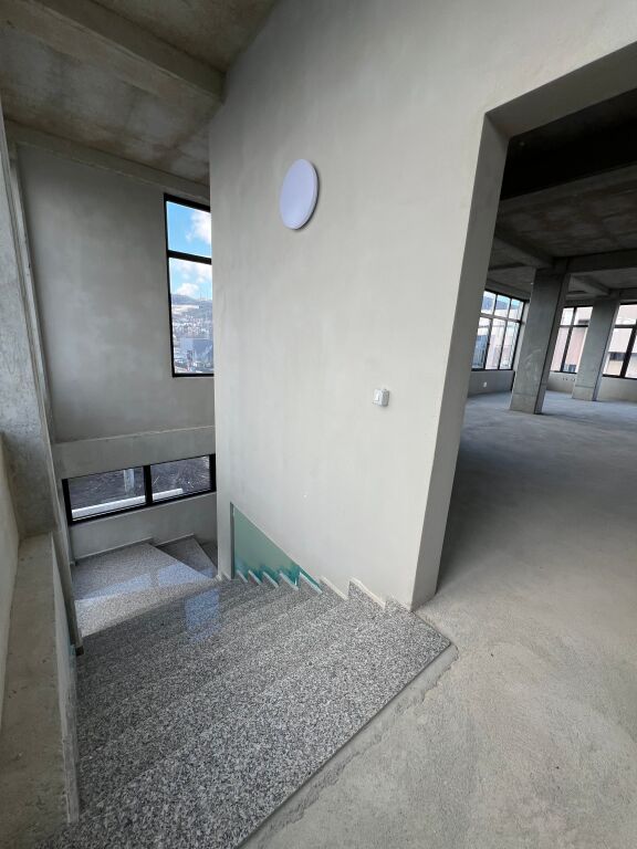 Locale commerciale, Teg, Lunder (affitto)