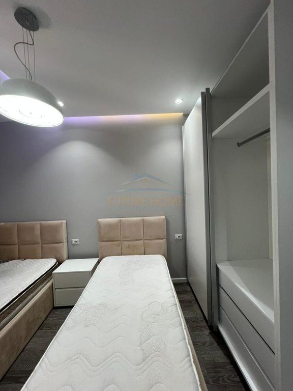 Qera, Apartament 3+1+2 +POST PARKIMI, Rruga Bill Klinton, Tirane