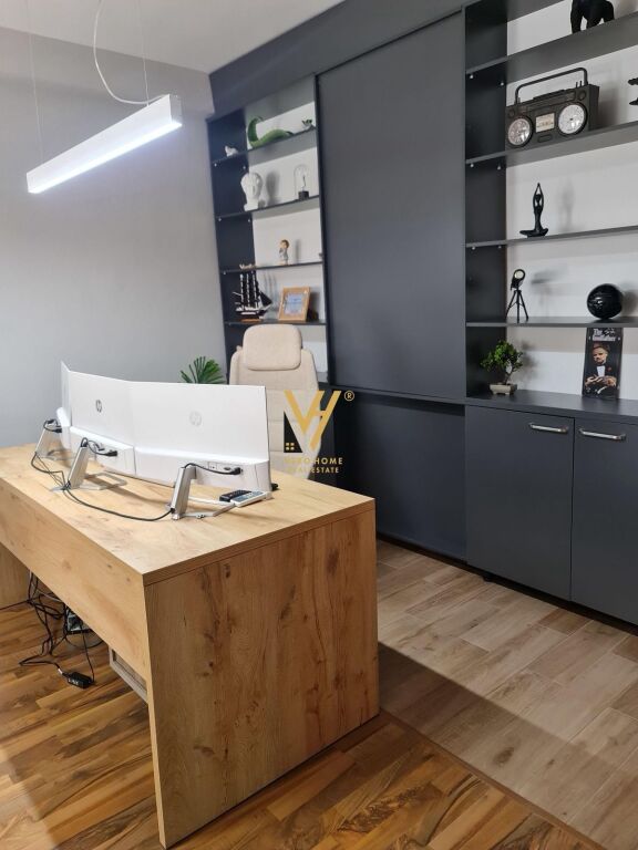 UFFICIO 140 M2 IN AFFITTO IN VIA FROSINA PLAKU 160.000 LEKE