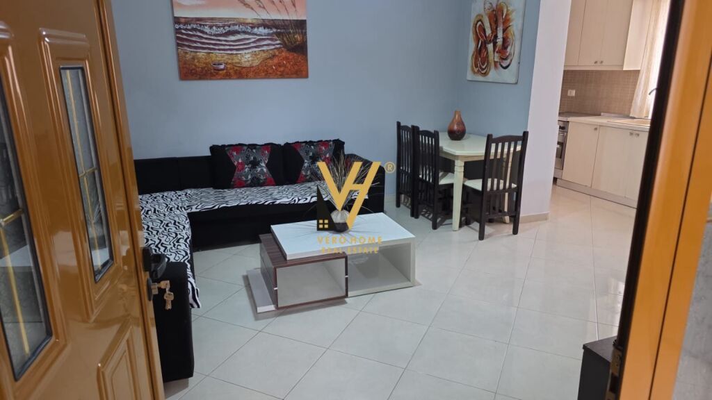 JEPET APARTAMENT 1+1 ME QERA TE XHAMLLIKU 45.000 LEKE