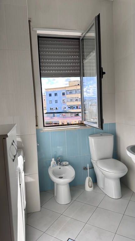 Affitto, Appartamento 1+1, Nuovo Mercato, Tirana.