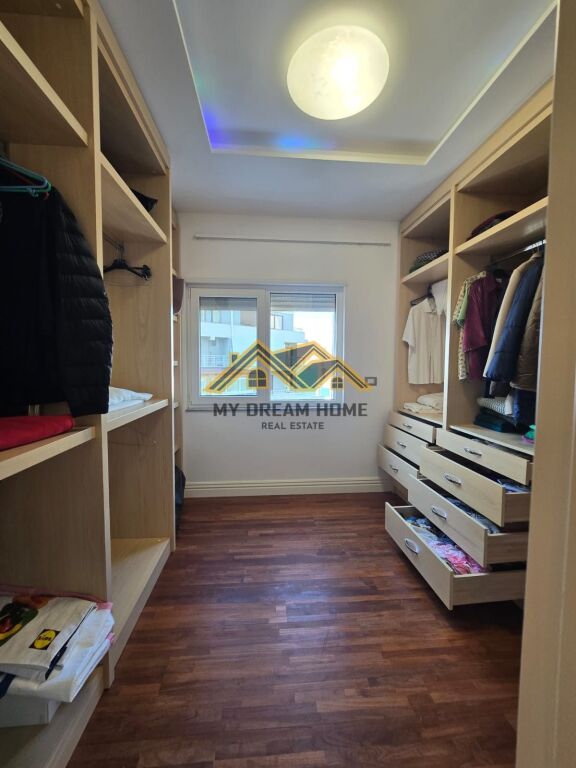 APARTAMENT LUKS VOLLGA DURRËS