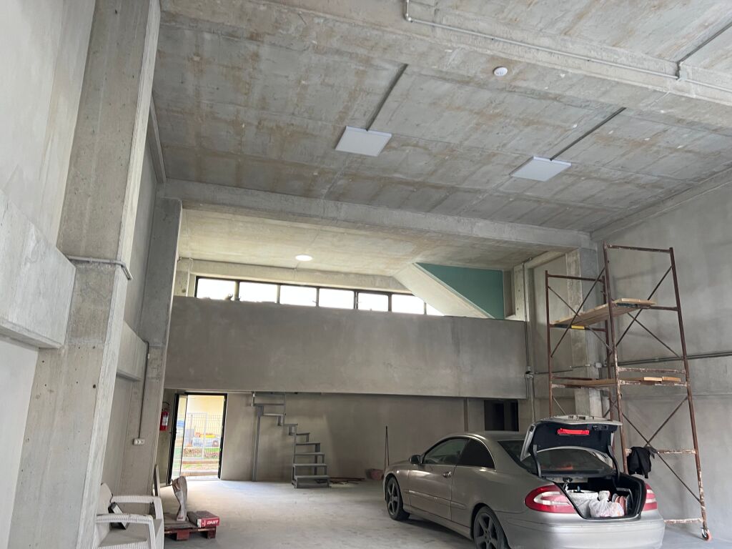 Locale commerciale, Teg, Lunder (affitto)