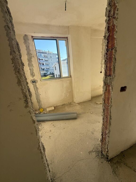 Tom Doshi Complex In Shkoze Apartment 3+1+2 + Parking Space For Sale