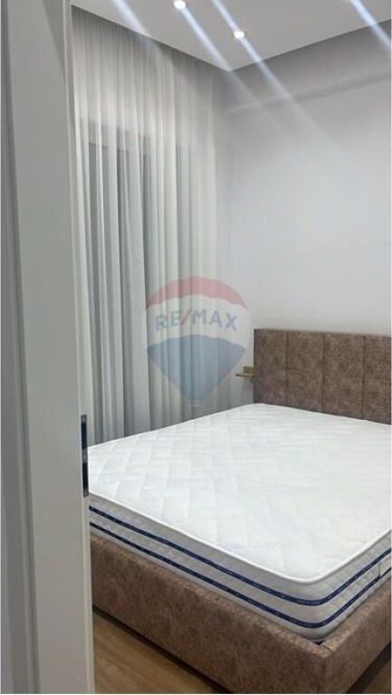 Apartment - For Rent - Mangalem Complex, Tirana 450 €