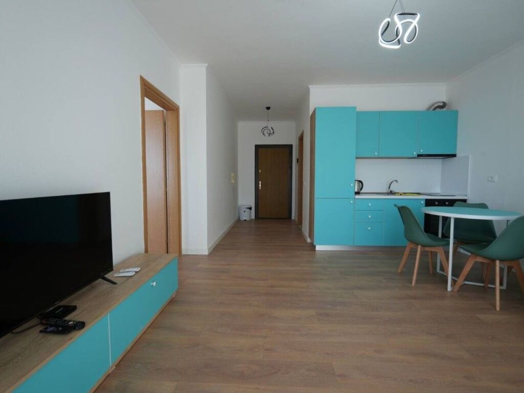 JEPET ME QERA SUPER APARTAMENT 1+1 ME PQMJE DETI NE PLAZH DURRES