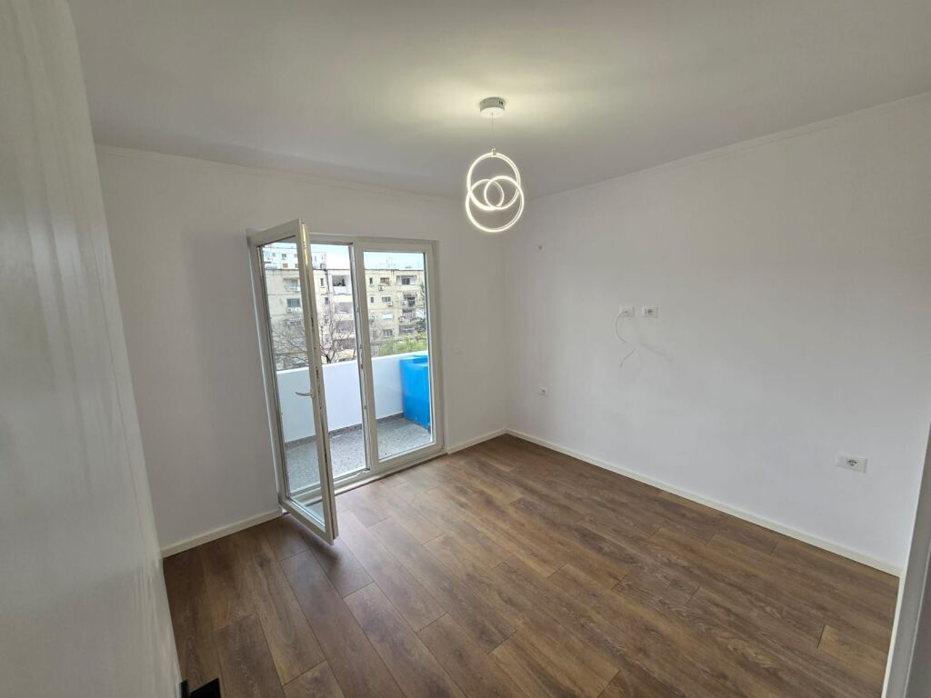 Apartament 1+1 per shitje ne Ali Demi.