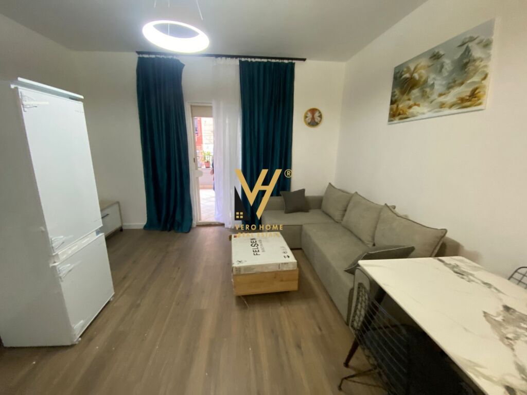 VENDESI APPARTAMENTO 1+1+BLK A KOMUNA E PARISIT 180.000 EURO