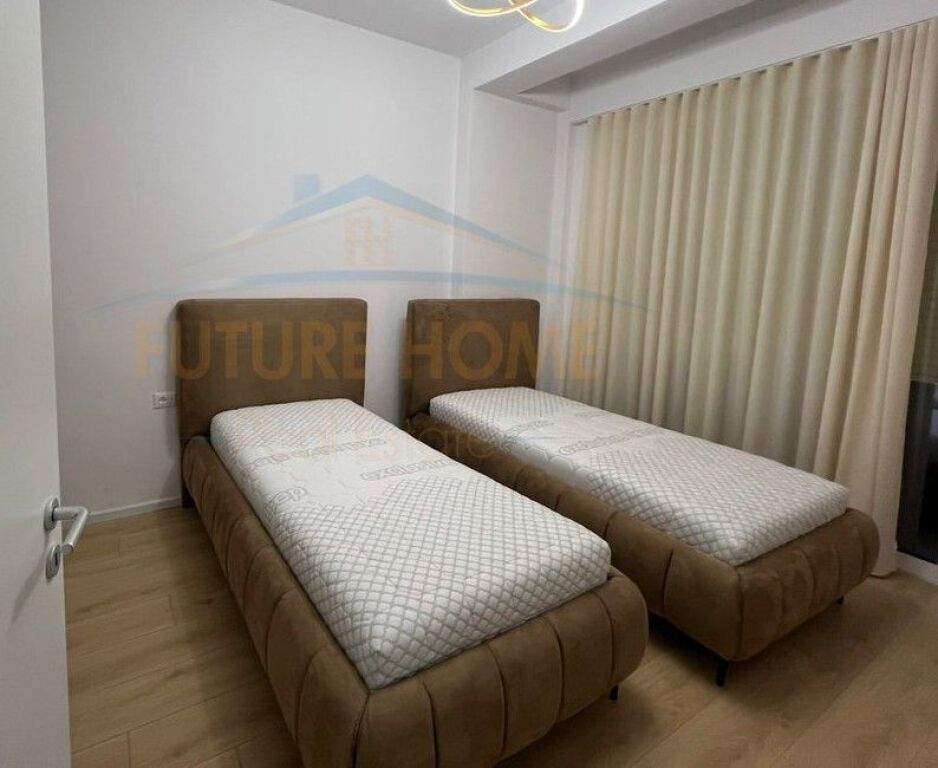 Qira Vilë 3-kateshe, Aba Residence, Sauk.